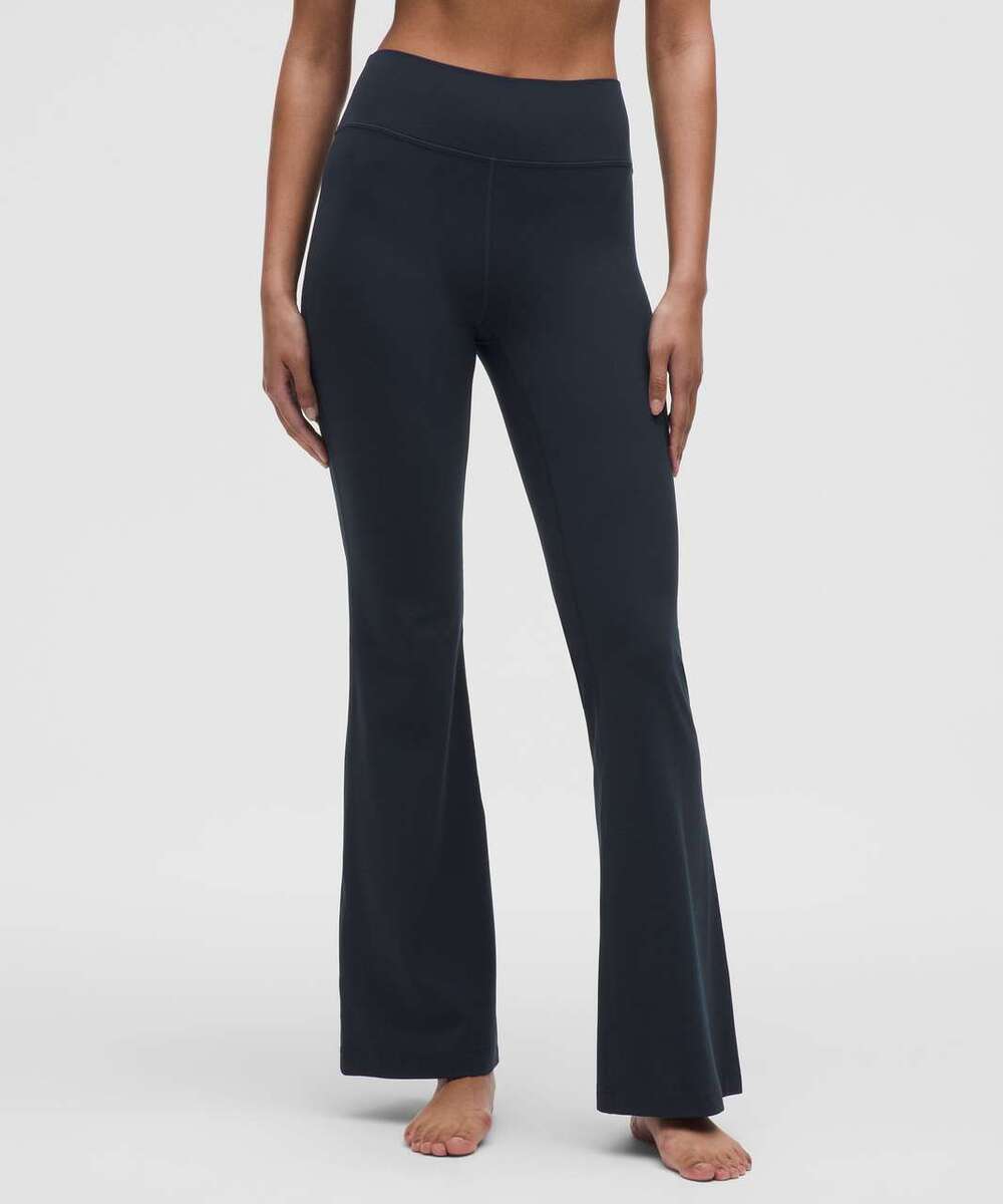 Lululemon Groove High Rise Flared Pant True Navy Leggings Women Size 6 W5HAOR